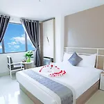 Thanh Nhan Hotel